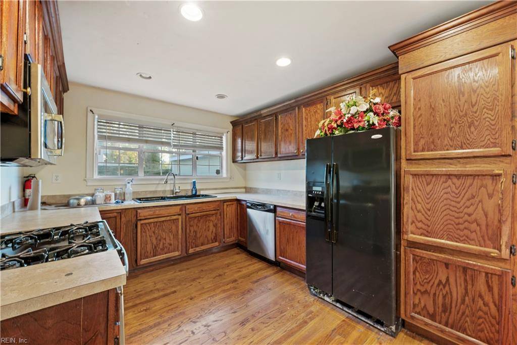 Portsmouth, VA 23702,17 Prospect PW