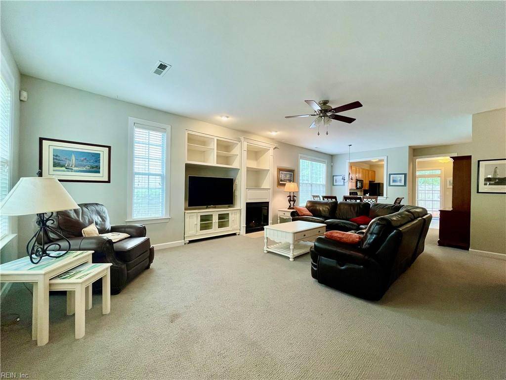 Chesapeake, VA 23320,452 Blue Beech WAY