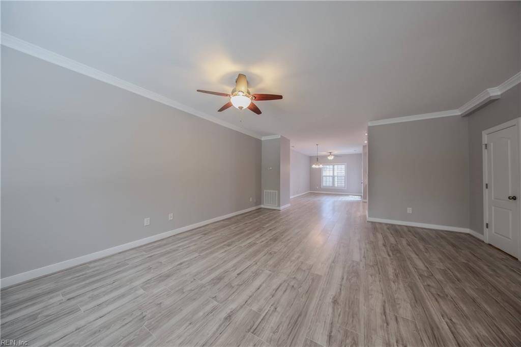 Williamsburg, VA 23185,411 Quarterpath RD