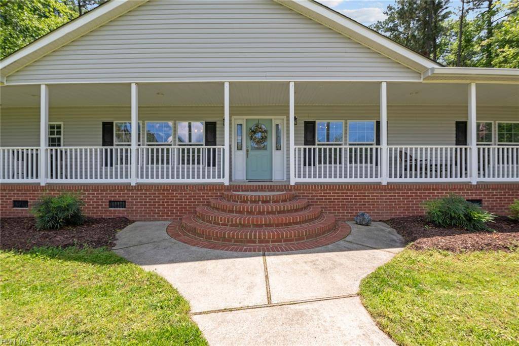 Yorktown, VA 23692,108 Hodges Cove RD