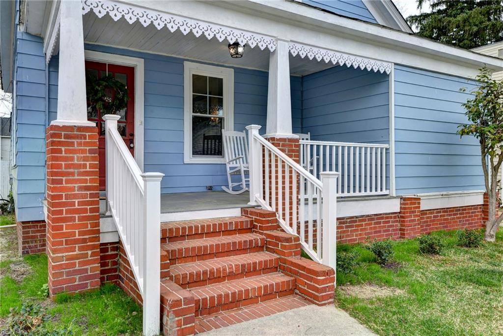 West Point, VA 23181,421 2nd ST
