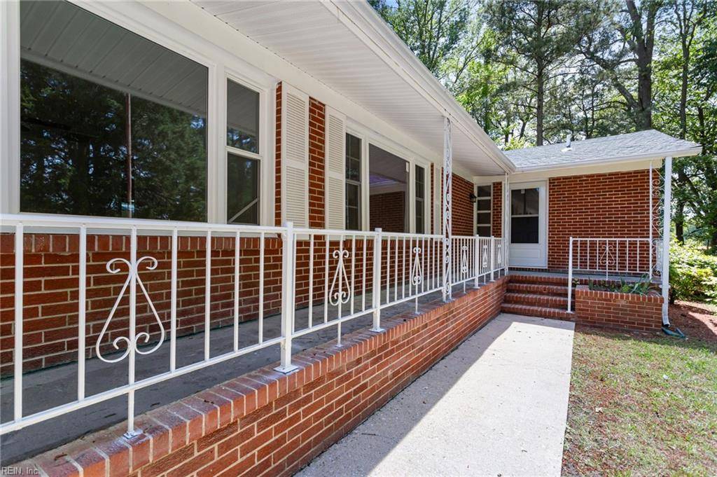 Suffolk, VA 23437,7709 S Quay RD
