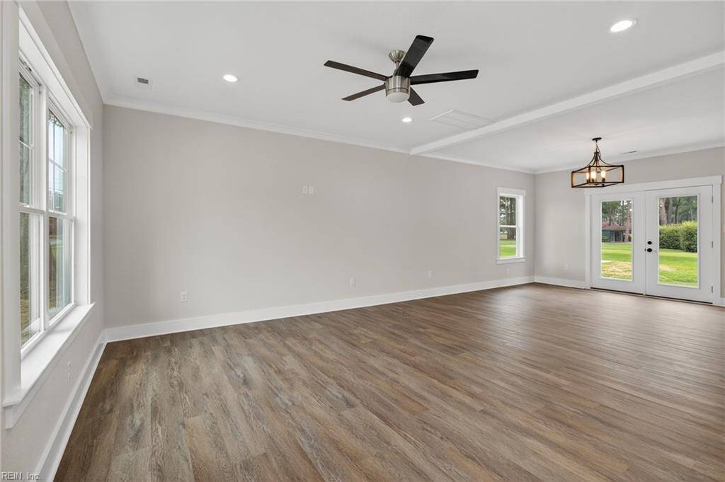 Portsmouth, VA 23701,204 Snead Fairway