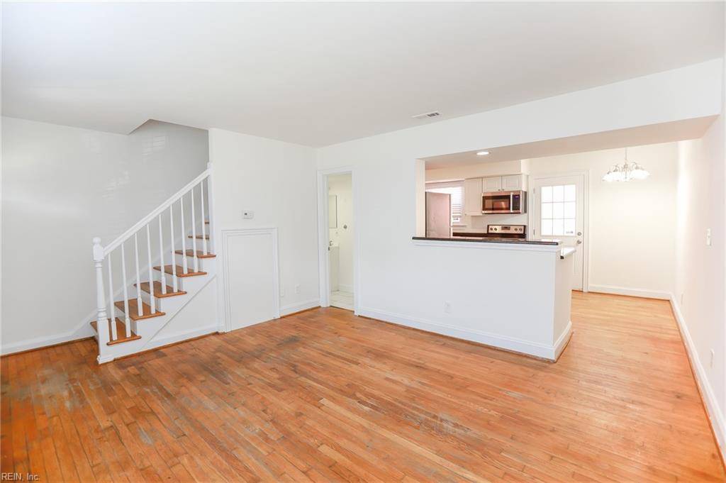 Norfolk, VA 23503,831 W Ocean View AVE