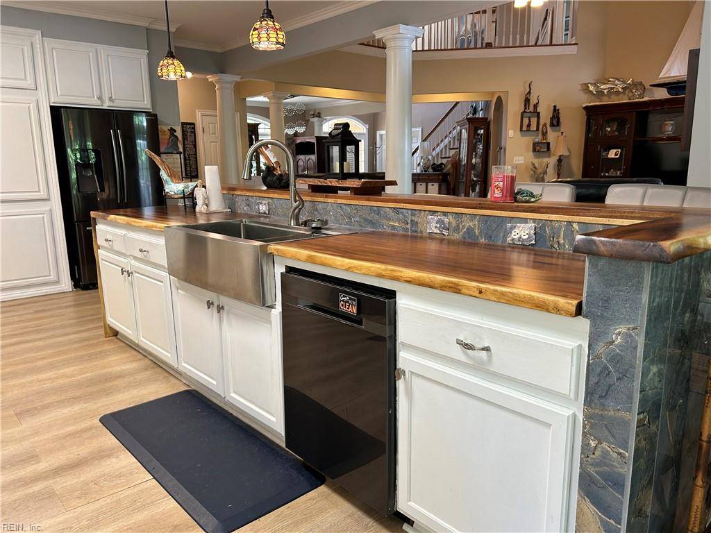 Williamsburg, VA 23185,103 Sloop CT