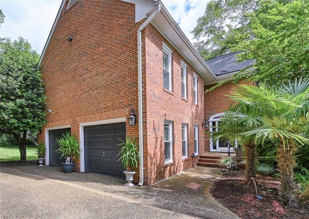 Yorktown, VA 23692,705 Marlbank DR