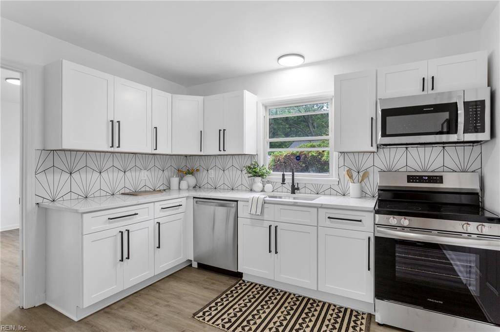Hampton, VA 23663,1304 Woodcrest DR