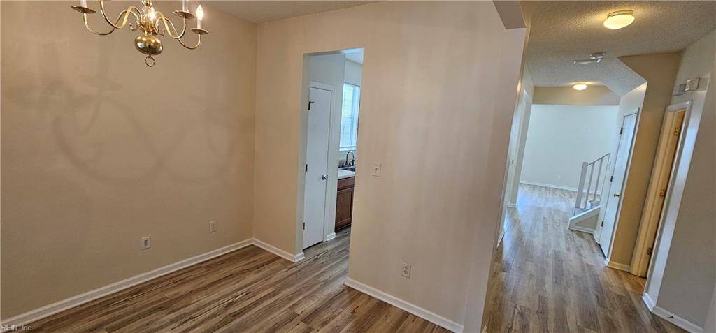 Hampton, VA 23663,2 Aster WAY