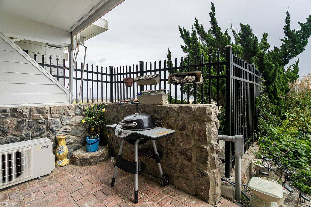 Virginia Beach, VA 23451,4005 Atlantic AVE #101