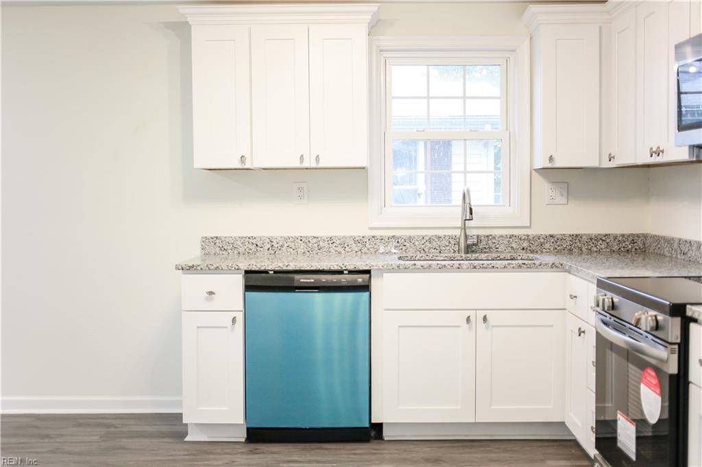 Virginia Beach, VA 23454,1089 Sandy Narrows CT