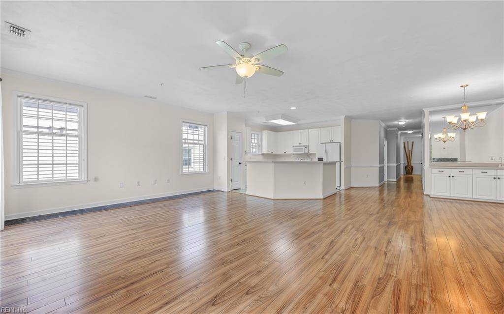 Virginia Beach, VA 23451,2300 Page Harbor LNDG #102