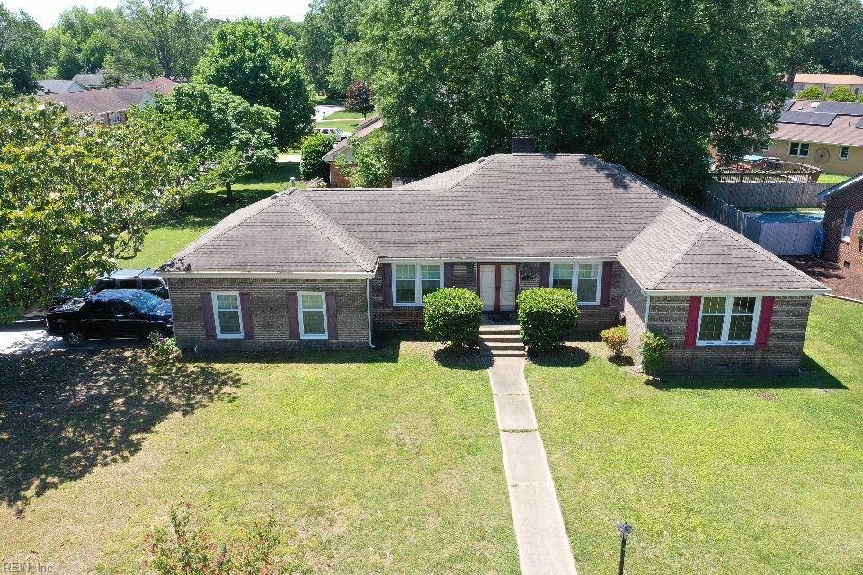 Virginia Beach, VA 23464,5113 Stratford Chase DR