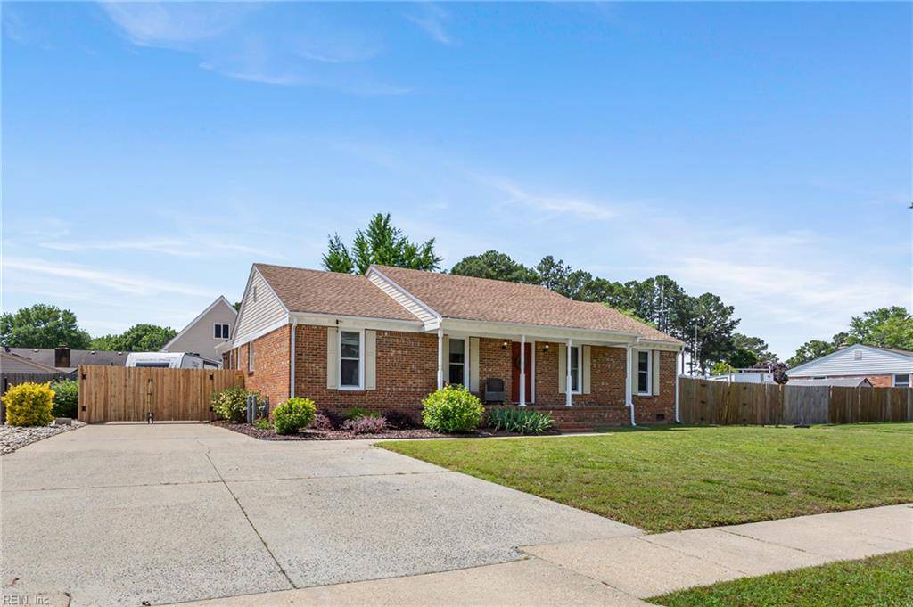 Chesapeake, VA 23322,814 Bellingham DR