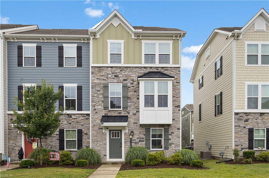 Chesapeake, VA 23323,1733 Defiance DR