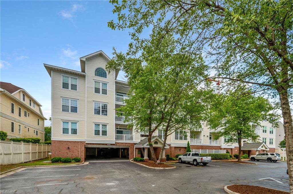 Virginia Beach, VA 23451,2904 Brighton Beach PL #201