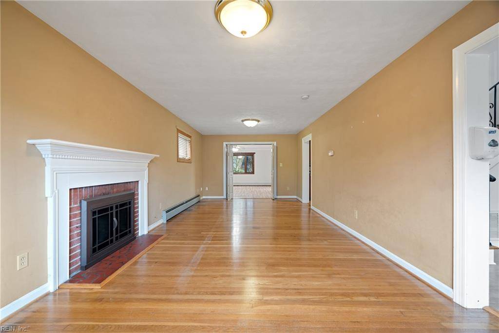 Hampton, VA 23666,34 Kenwood DR