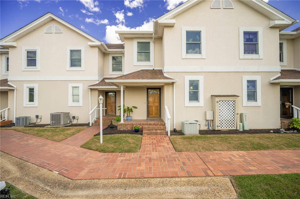 Elizabeth City, NC 27909,103 Continental DR #3