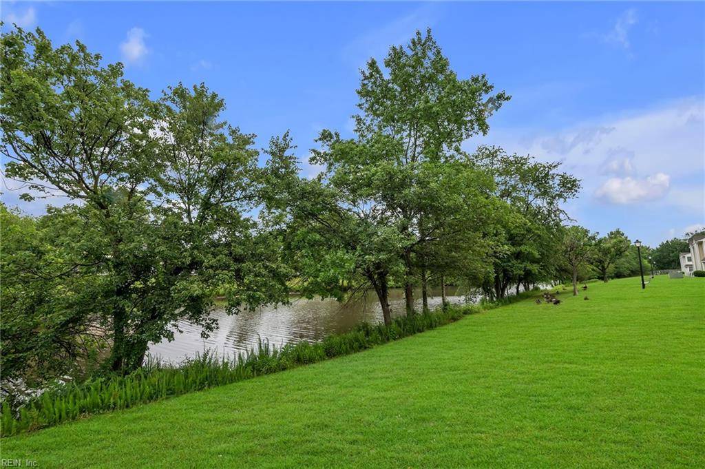 Chesapeake, VA 23320,1729 Rock Bridge MEWS #B
