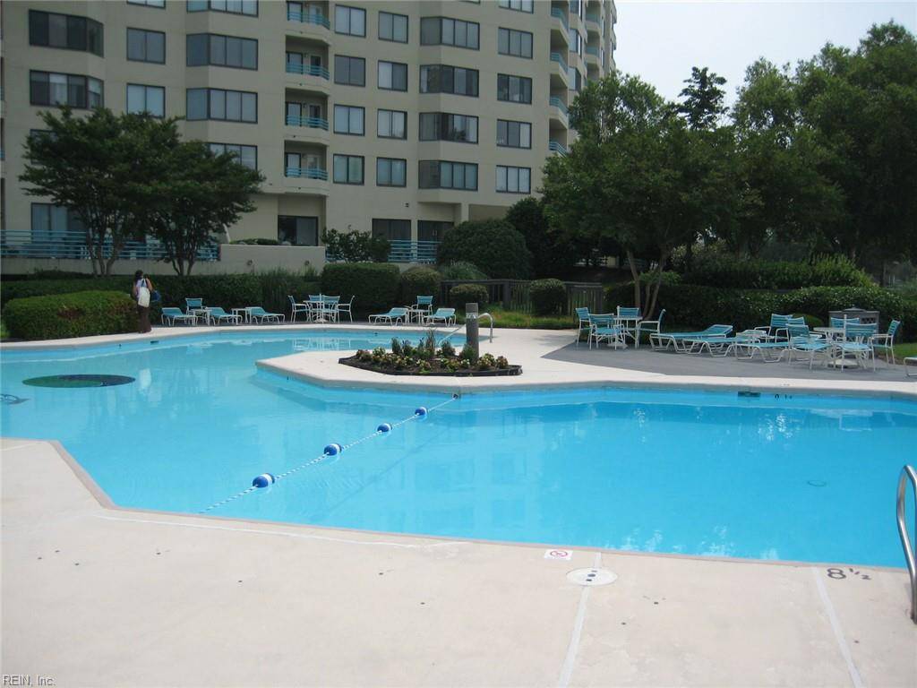 Newport News, VA 23607,7505 River RD #4D