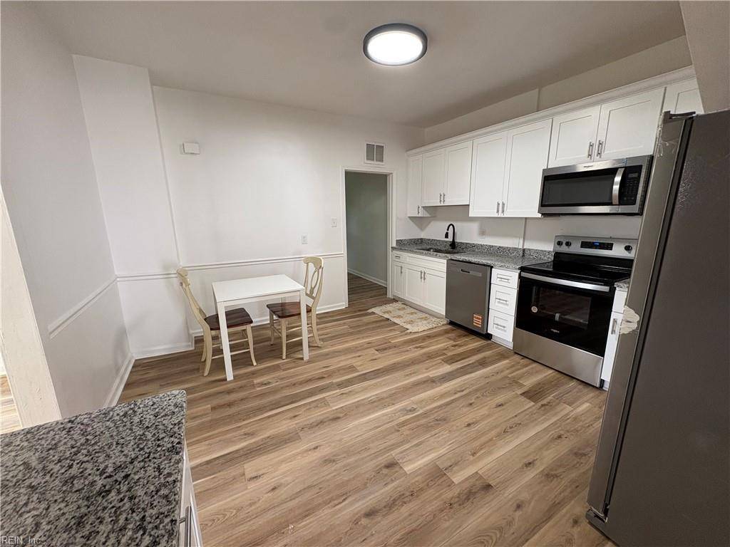 Norfolk, VA 23513,3711 Abingdon CIR