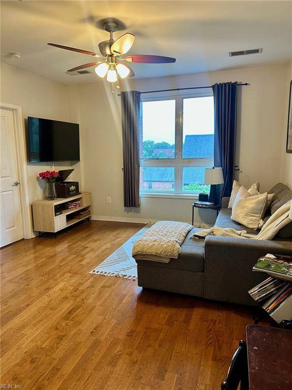 Norfolk, VA 23510,388 Boush ST #307