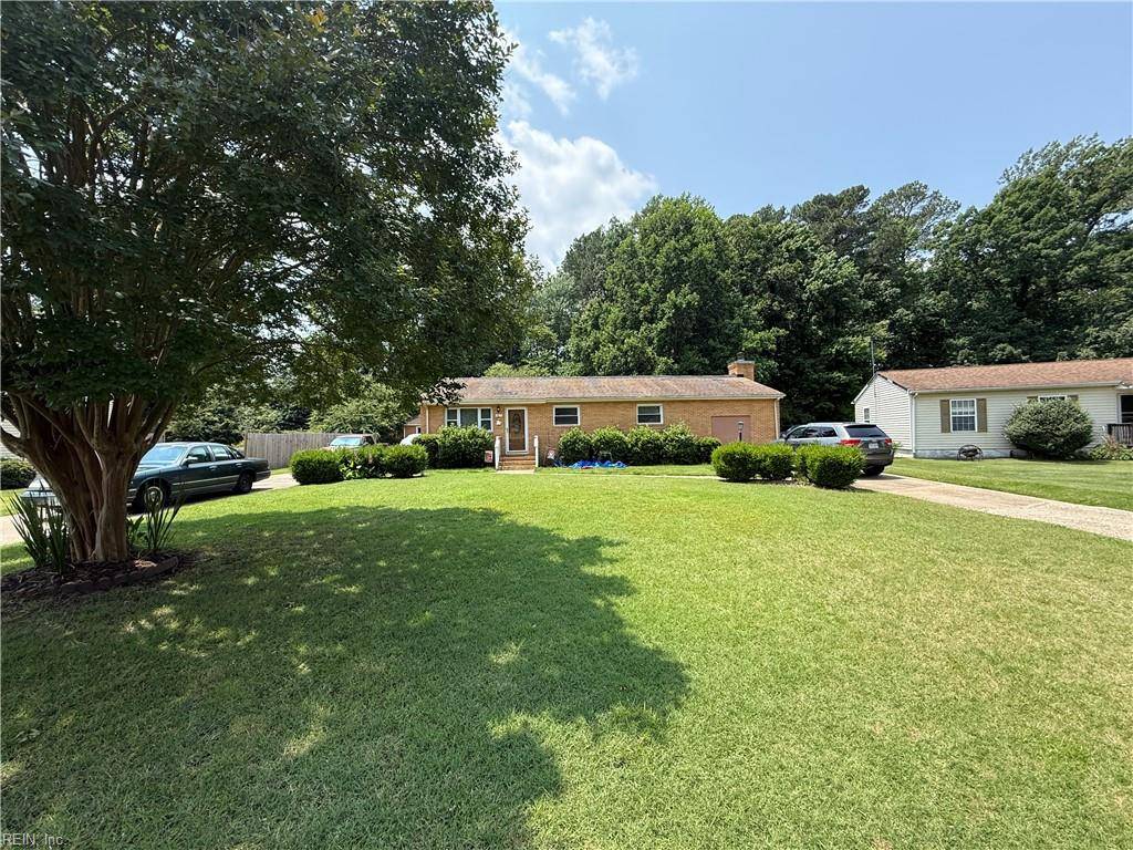 Yorktown, VA 23692,107 Carver PL