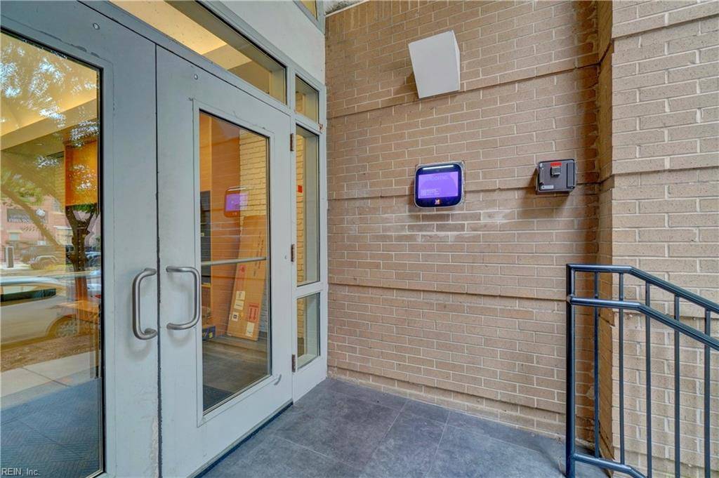 Norfolk, VA 23510,388 Boush ST #310