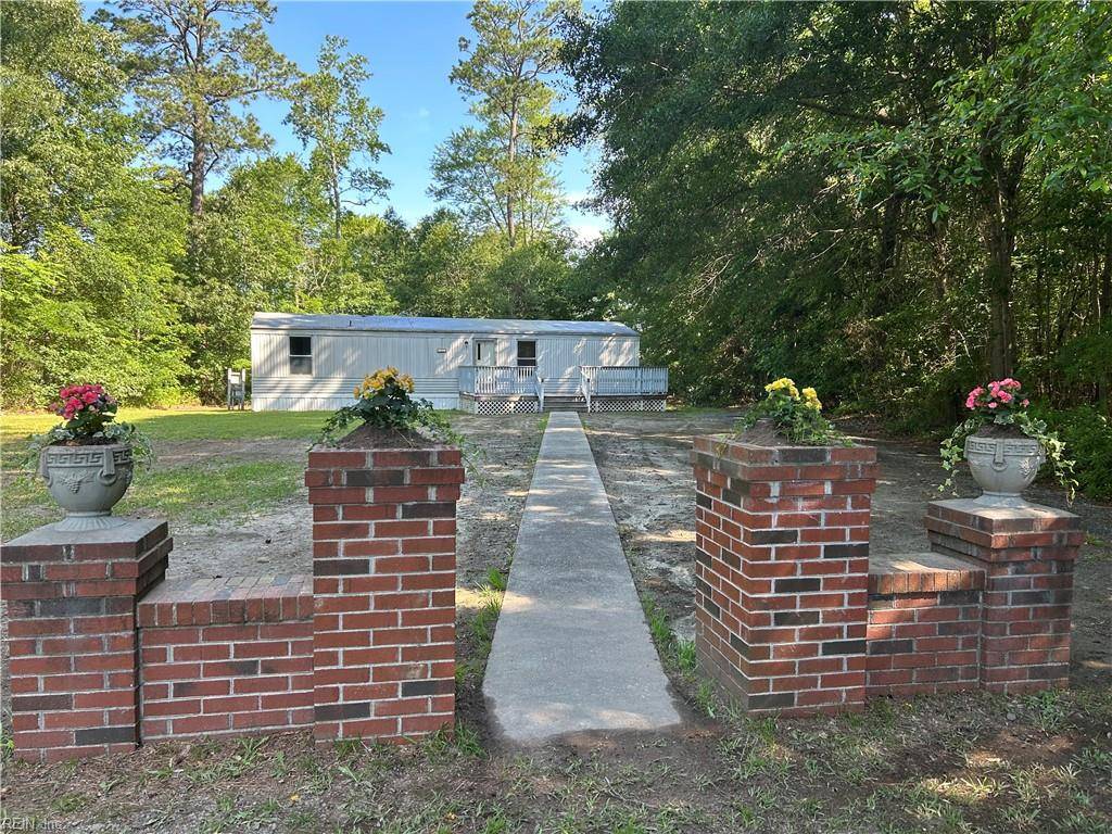 Hayes, VA 23072,8779 Kramps LN