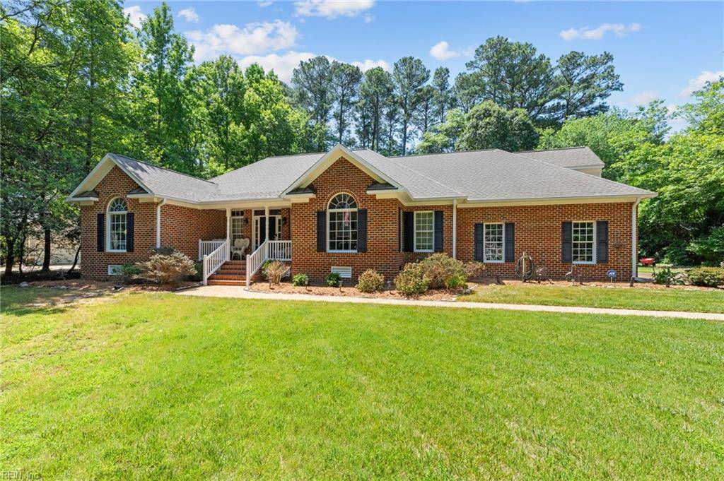 Yorktown, VA 23693,114 River Point Drive