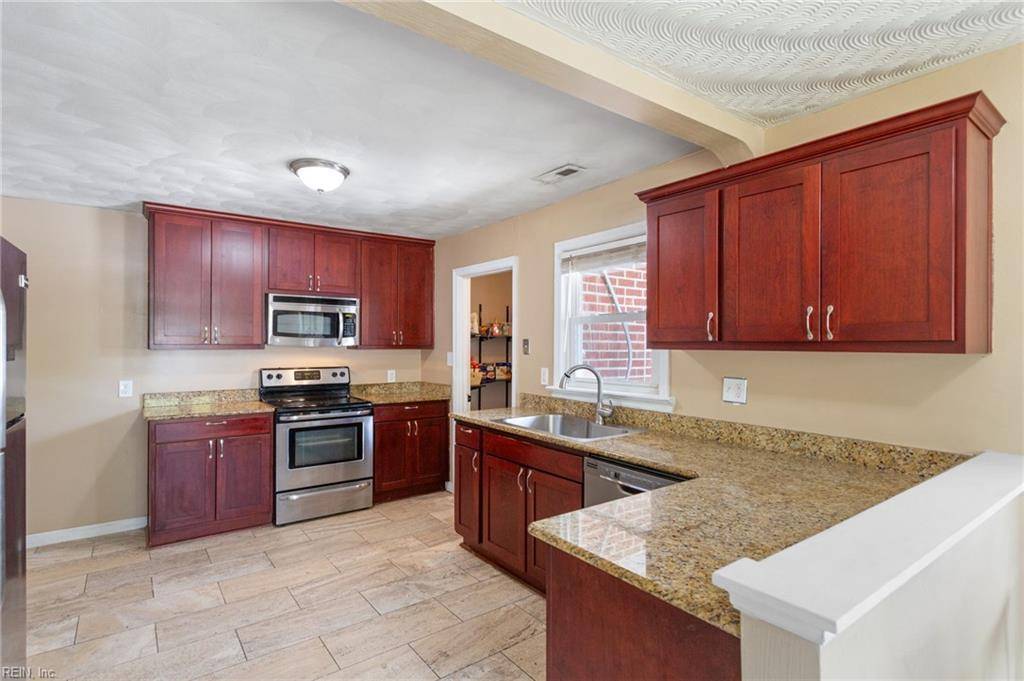 Norfolk, VA 23504,2811 Mapleton AVE