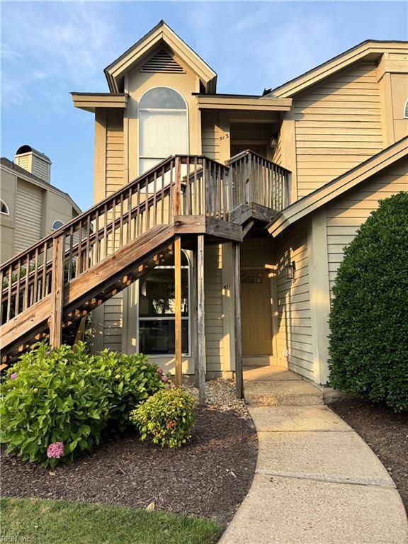 Chesapeake, VA 23322,511 E Lake CIR