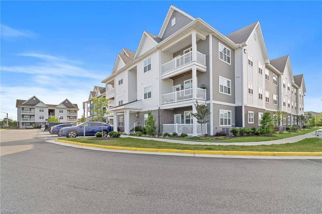 Virginia Beach, VA 23456,1733 Dromolin ST #205