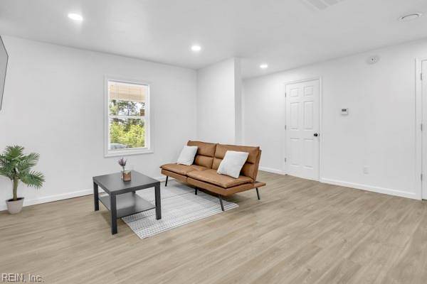 Suffolk, VA 23437,206 Tree LN