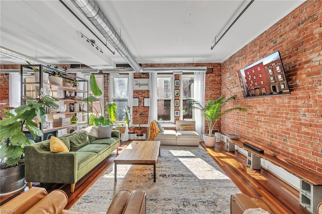 Norfolk, VA 23510,111 W Tazewell ST #200