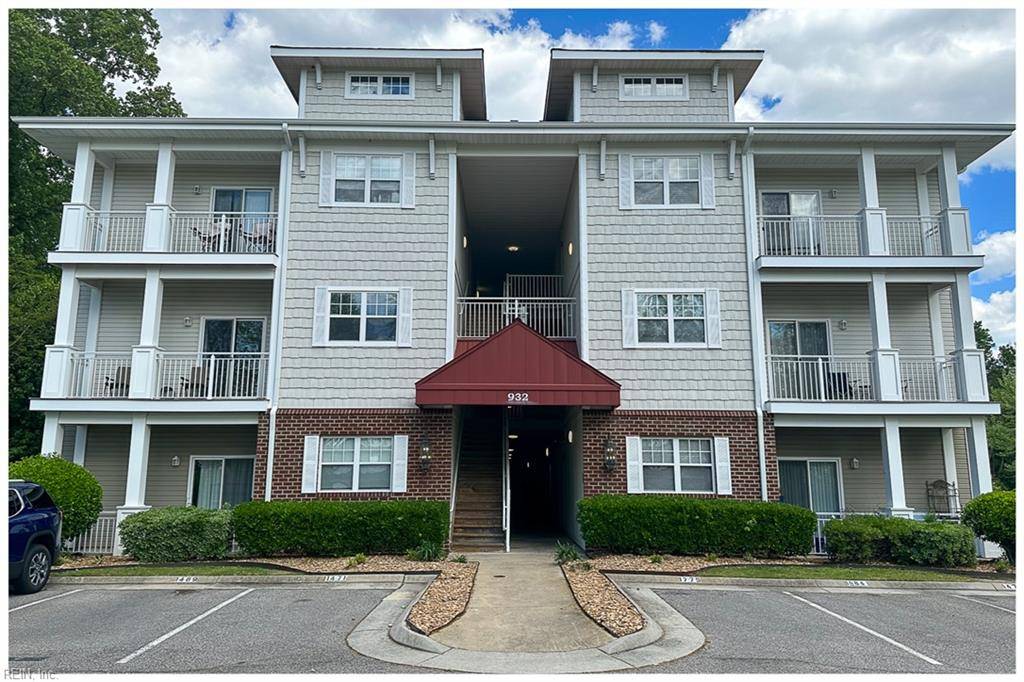 Virginia Beach, VA 23455,932 Southmoor DR #105