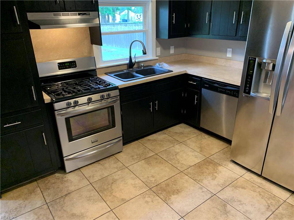 Portsmouth, VA 23703,5801 Craneybrook LN