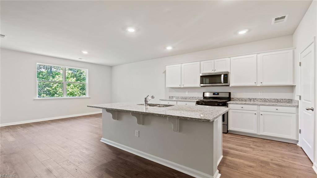 Chesapeake, VA 23322,976 Intracoastal WAY