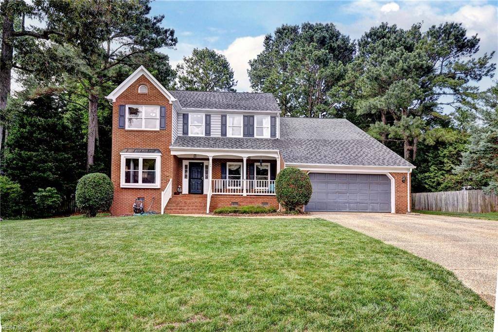 Williamsburg, VA 23188,104 Charter House LN