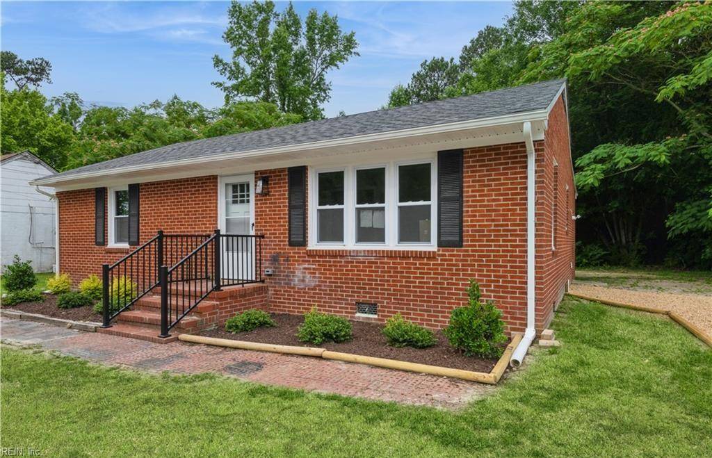Suffolk, VA 23434,105 Fairfield AVE