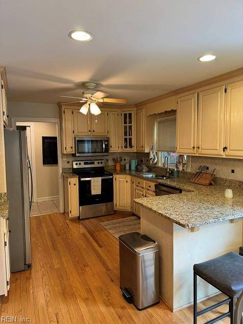Yorktown, VA 23693,206 Autumn WAY