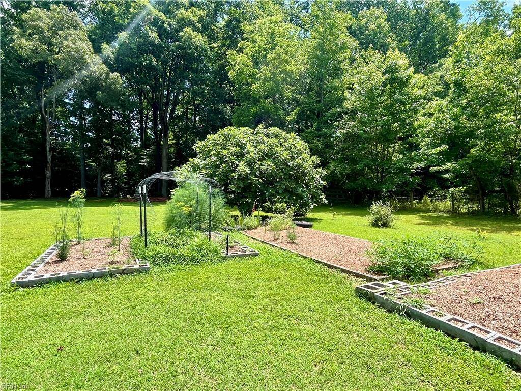Suffolk, VA 23432,1019 Cherry Grove RD N