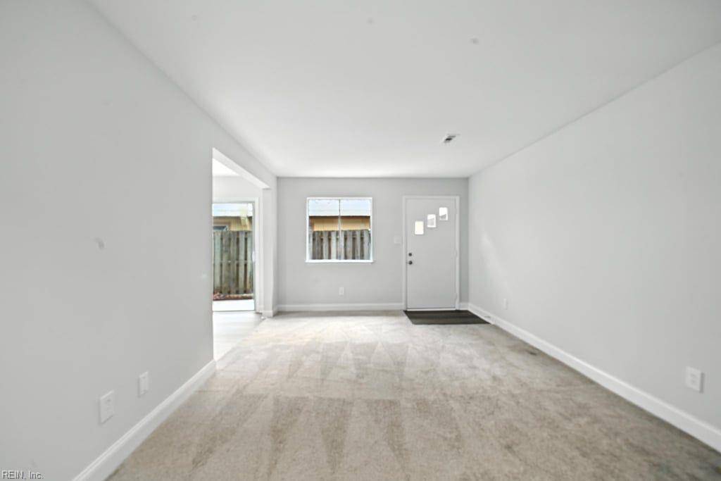 Newport News, VA 23608,1664 Malibu PL