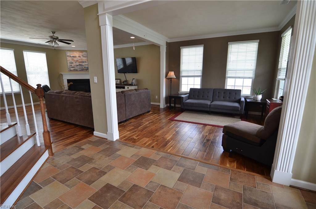Chesapeake, VA 23322,717 Tyler WAY #2332