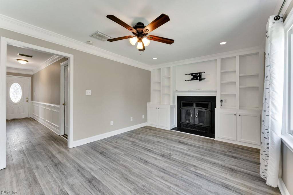 Virginia Beach, VA 23453,3216 Winterberry LN