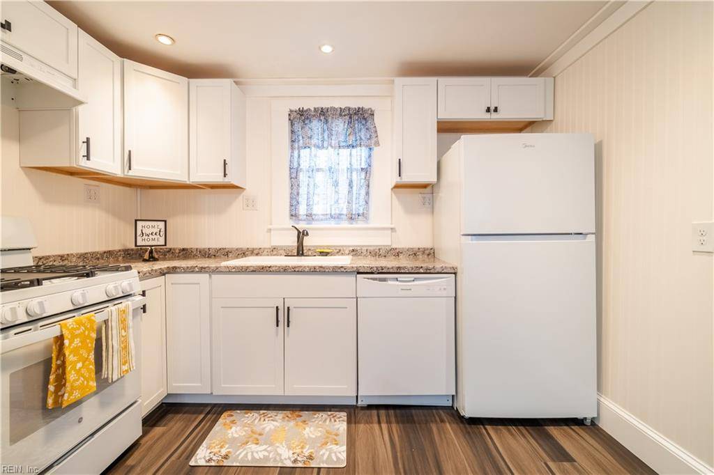 Portsmouth, VA 23707,416 Chautauqua AVE