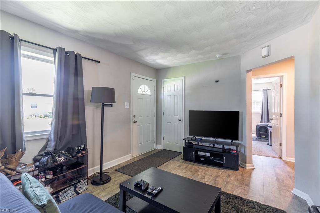 Portsmouth, VA 23701,508 Weaver CIR
