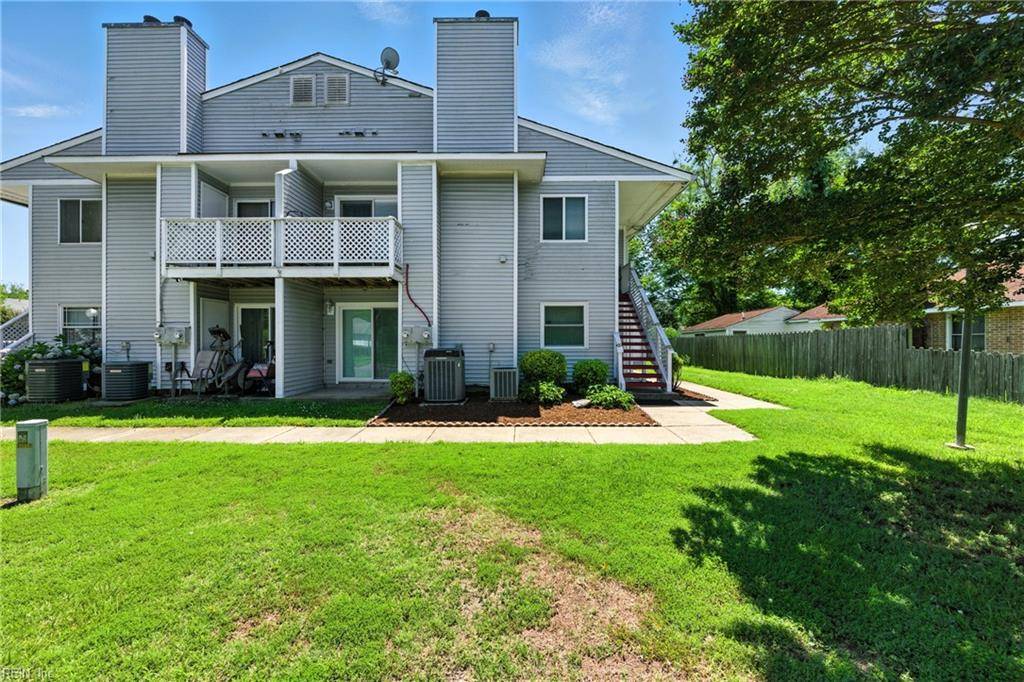 Hampton, VA 23666,117 Roane DR #C