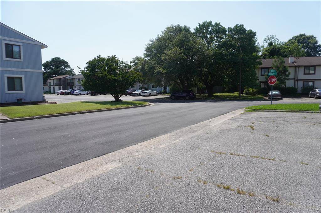 Virginia Beach, VA 23462,4108 Birch CT