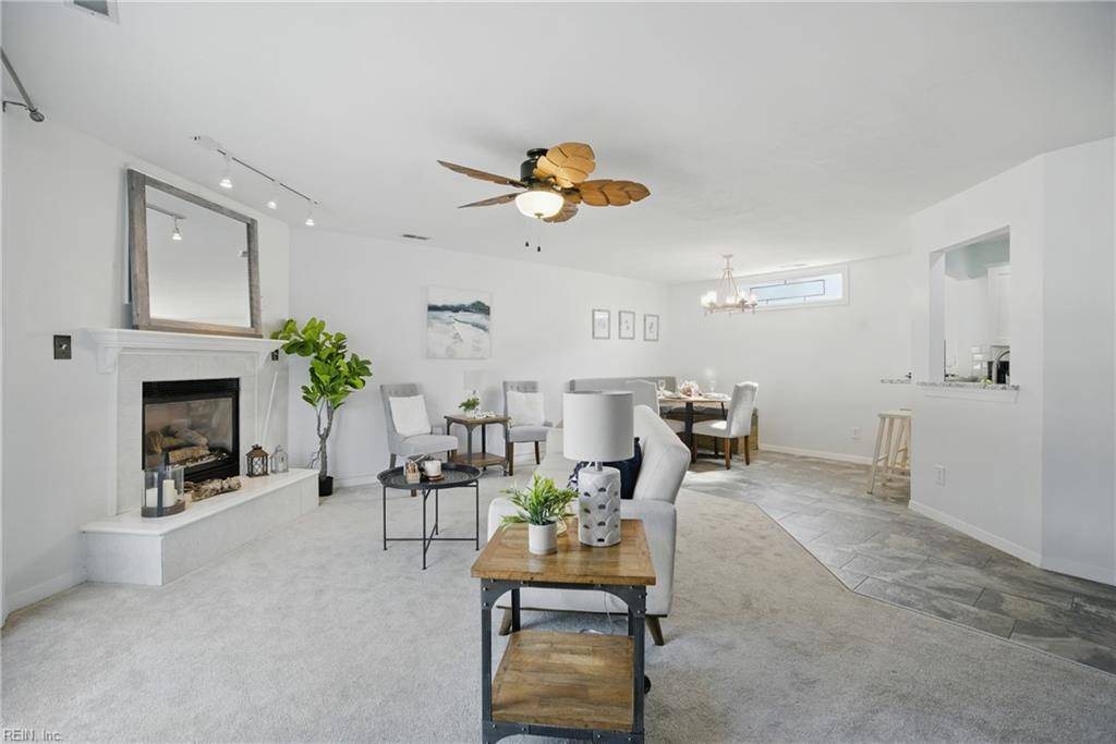 Virginia Beach, VA 23451,2302 Merry Oaks CT