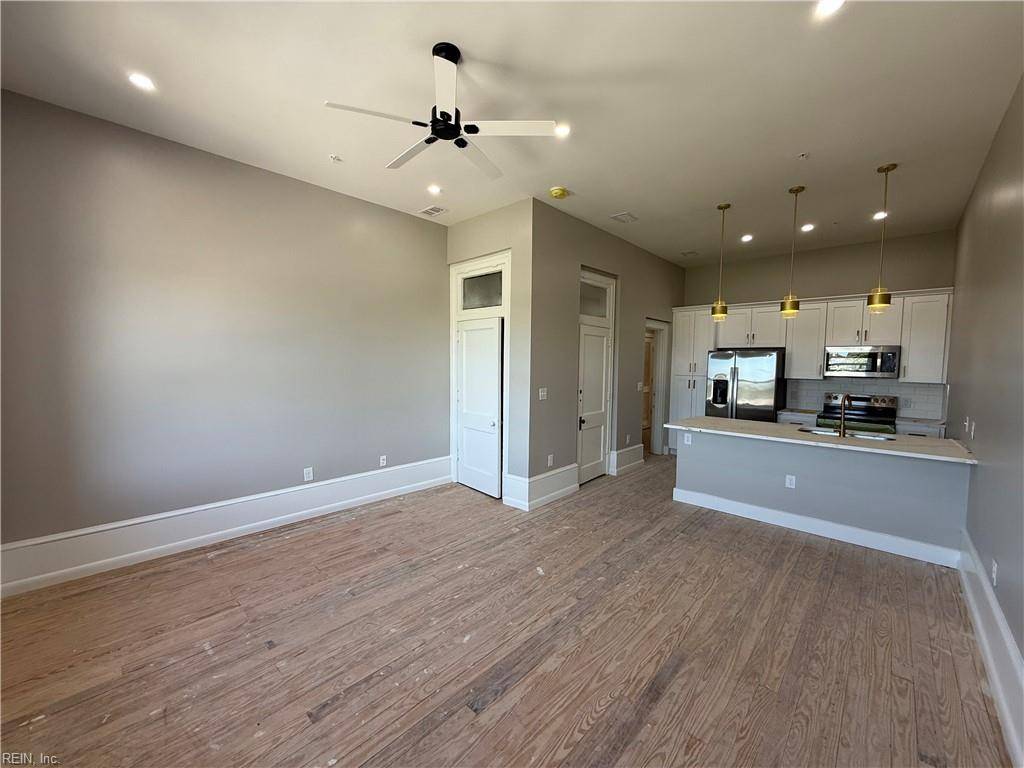 Newport News, VA 23607,332 34th ST #113